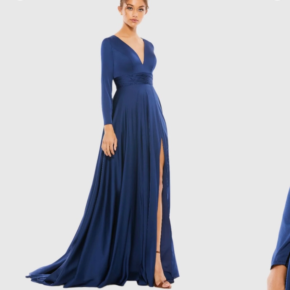 NWT - Mac Duggal for Leena Midnight Blue Satin Gown - Size 4